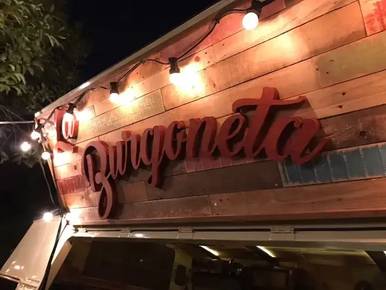 La Burgoneta Catering & Food Trucks