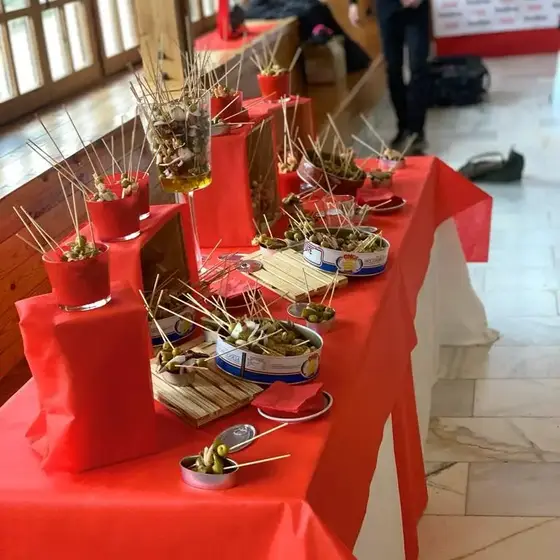 Recadhos Catering y Servicios